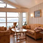 5 Bedroom Front In * Lavik (Sogn og Fjordane)