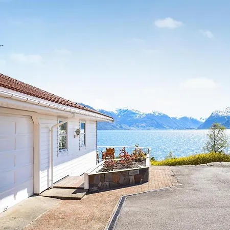 5 Bedroom Front In 펜션