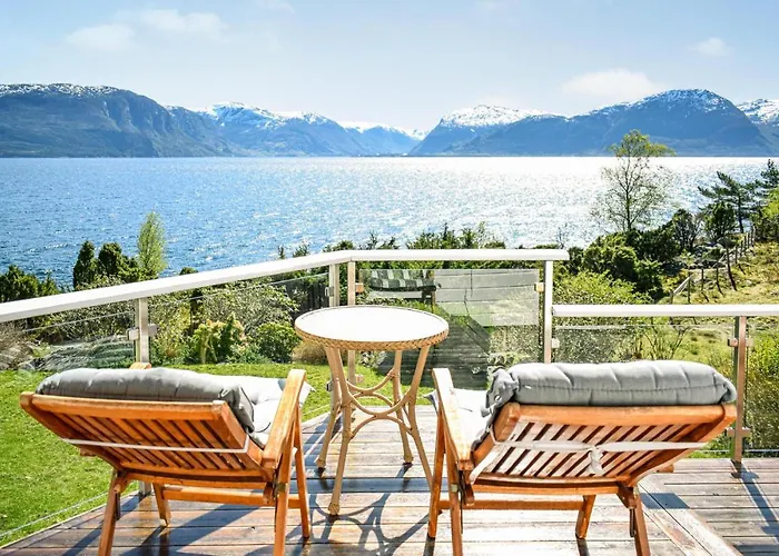 5 Bedroom Front In Holiday home *