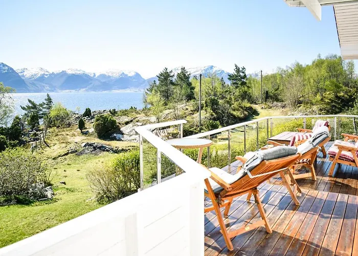 5 Bedroom Front In בית נופש